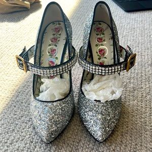 NWOT Gucci Slyvie Glittery Stiletto Mary Janes. PERFECT- resoled for non skid 🔥